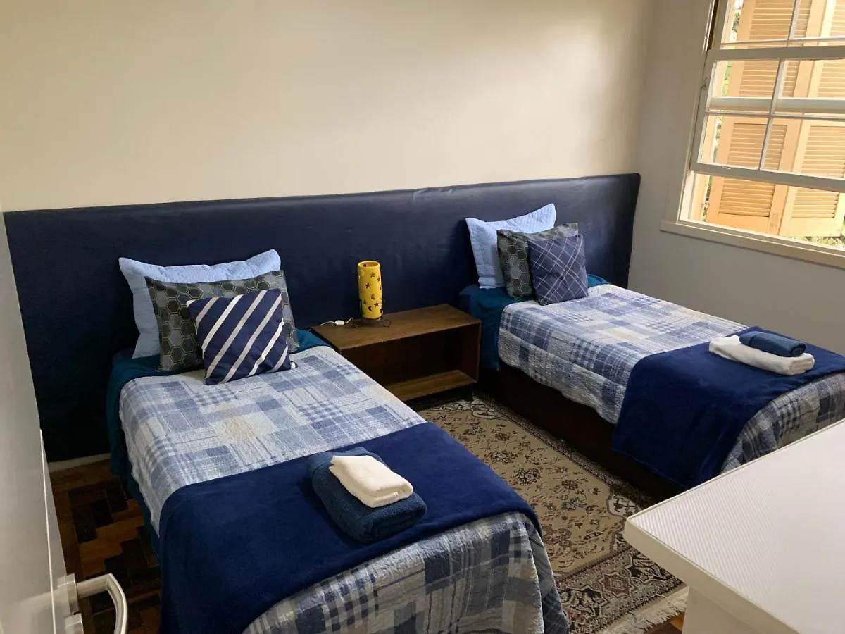 Apto Aconchegante Com 3 Dormitorios Bem Localizado Porto Alegre Brazil
