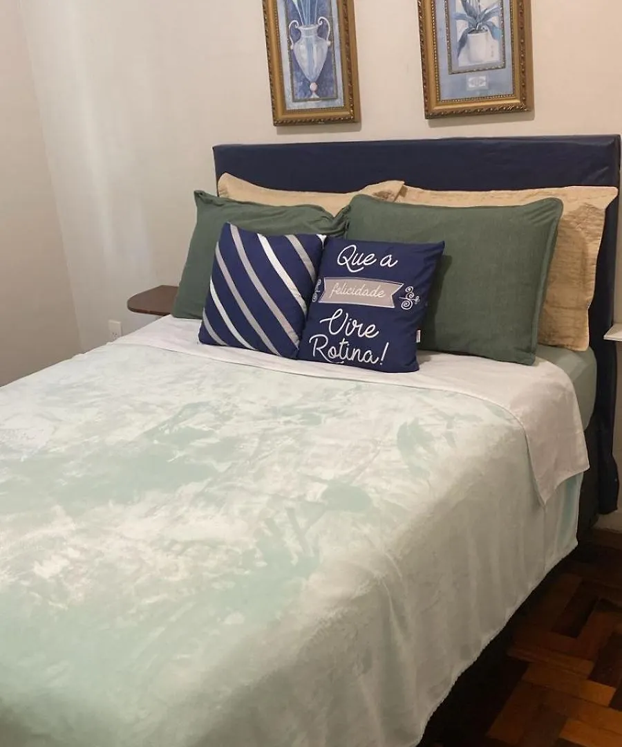 Apto Aconchegante Com 3 Dormitorios Bem Localizado Porto Alegre Apartment